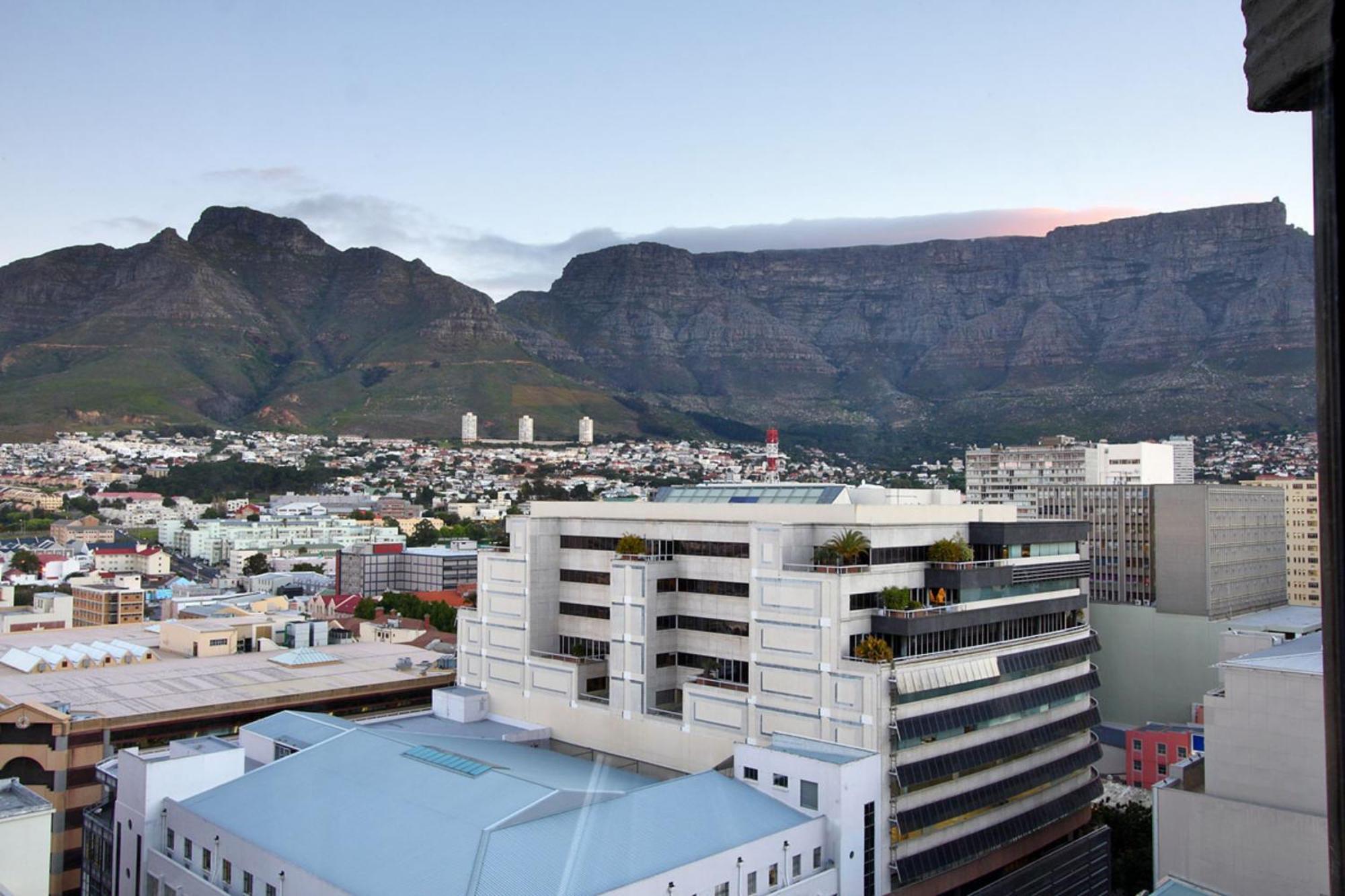Cape Eazi Stayz Mutual Apartments Cape Town Room photo